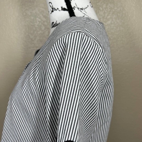 La sorella gray top striped V-neckline Bell sleeve with butterflies patch size M - Picture 10 of 12